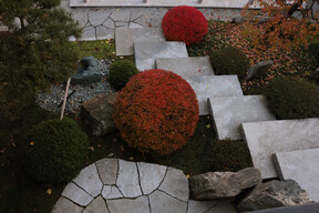 Scheuermann-Naturstein-Showroom-Blockstufen-50